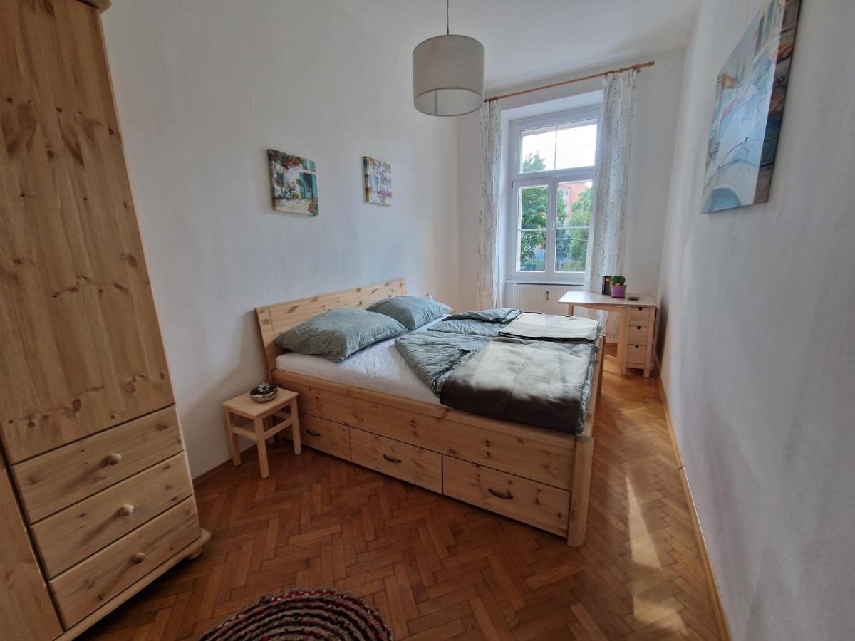 Entzueckendes Apartment Im Zentrum Graz Eksteriør bilde